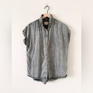 Thread & Supply Short Sleeve Chambray Shirt in Washed Olive Green - S